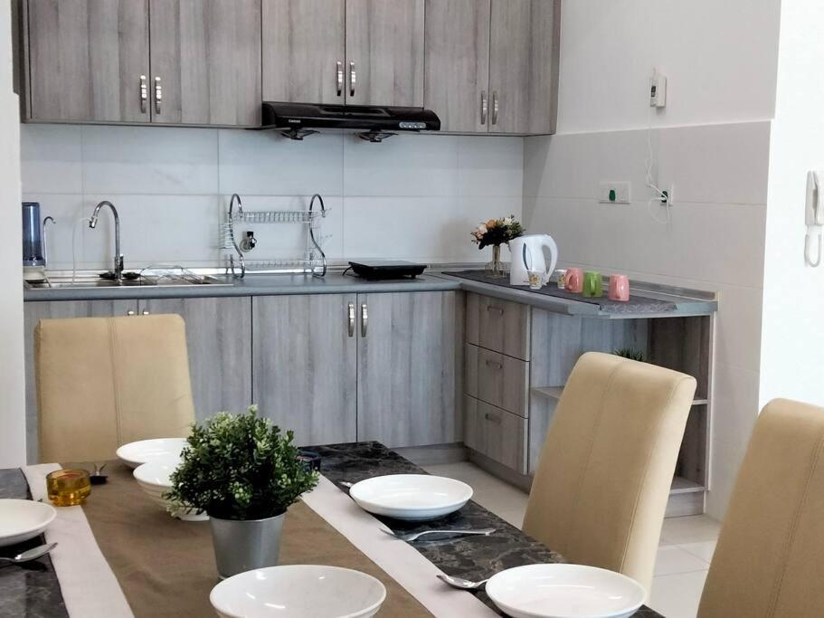 Link 2 Bukit Jalil I Homebrickz Apartment